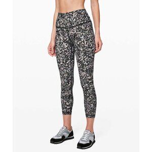 Lululemon Size 4 Wunder Under High-Rise Tight 28" Full-On Luxtreme Floral Spritz